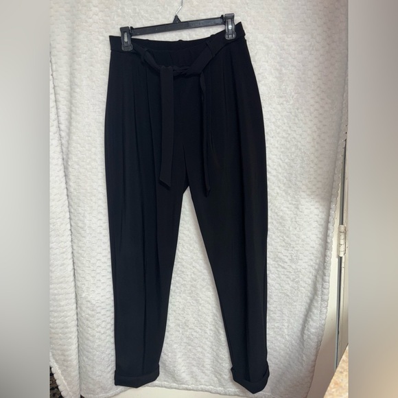 Joseph Ribkoff Black Cropped Pants - Picture 2 of 7